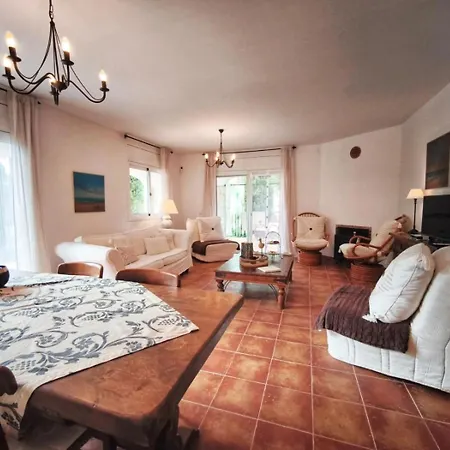 Casa Cava *